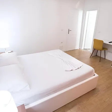Sidi - Free Parking, Fast Wifi Connection And Breakfast Included 地拉那