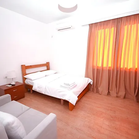 Sidi - Free Parking, Fast Wifi Connection And Breakfast Included 酒店