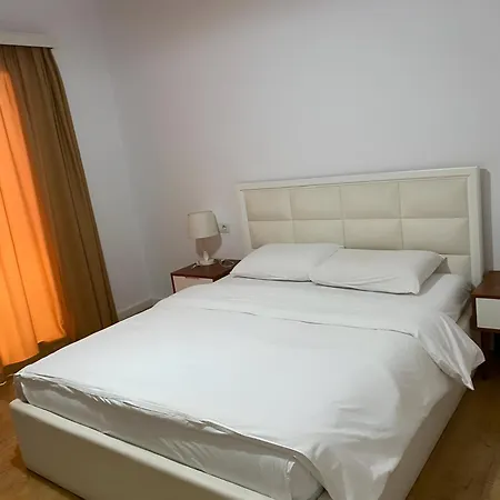 Sidi - Free Parking, Fast Wifi Connection And Breakfast Included 3* 地拉那
