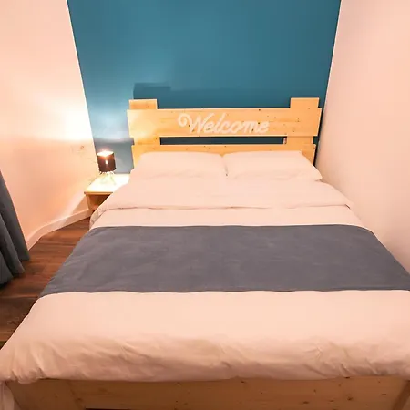 Sidi - Free Parking, Fast Wifi Connection And Breakfast Included 3* تيرانا