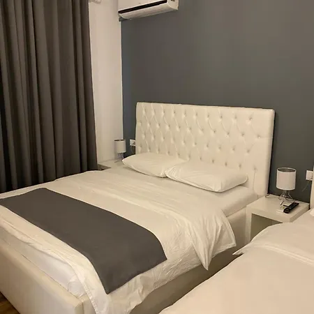 酒店 Sidi - Free Parking, Fast Wifi Connection And Breakfast Included 3*