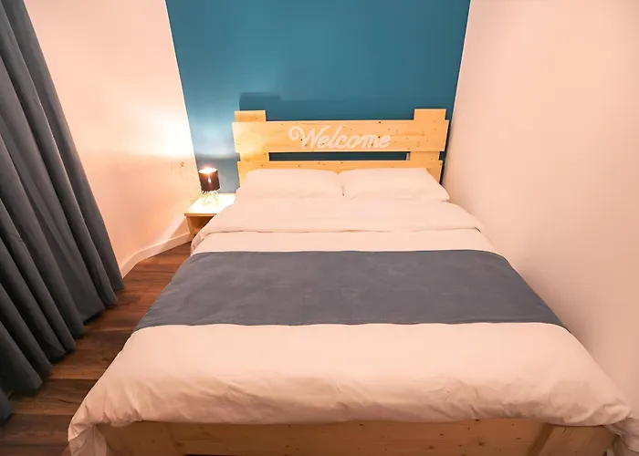 Sidi - Free Parking, Fast Wifi Connection And Breakfast Included 3* تيرانا