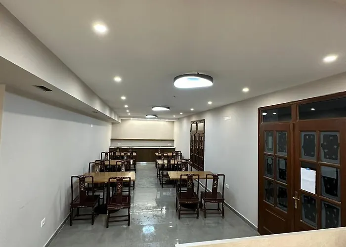 Sidi - Free Parking, Fast Wifi Connection And Breakfast Included فندق 3*