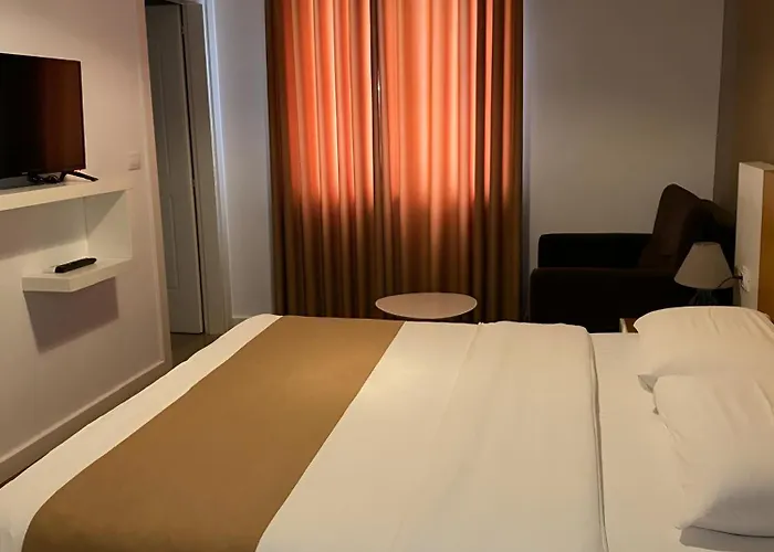 Sidi - Free Parking, Fast Wifi Connection And Breakfast Included Szálloda